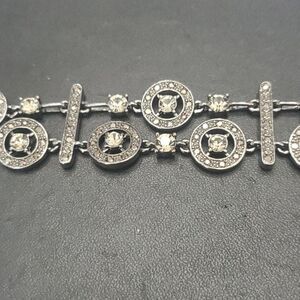 Dark silver tone sparkly rhinestone bracelet 7"